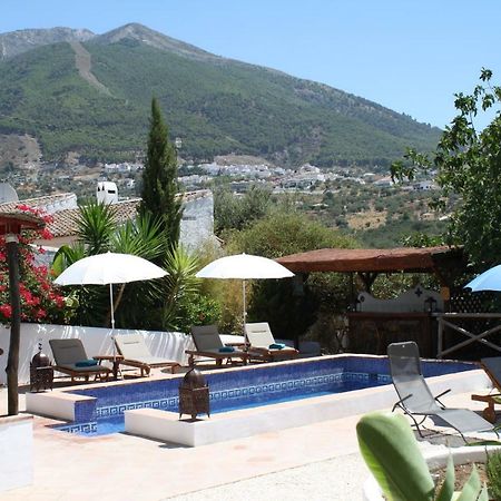 Boutique Bed & Breakfast Casa Utopia Alcaucín Eksteriør billede