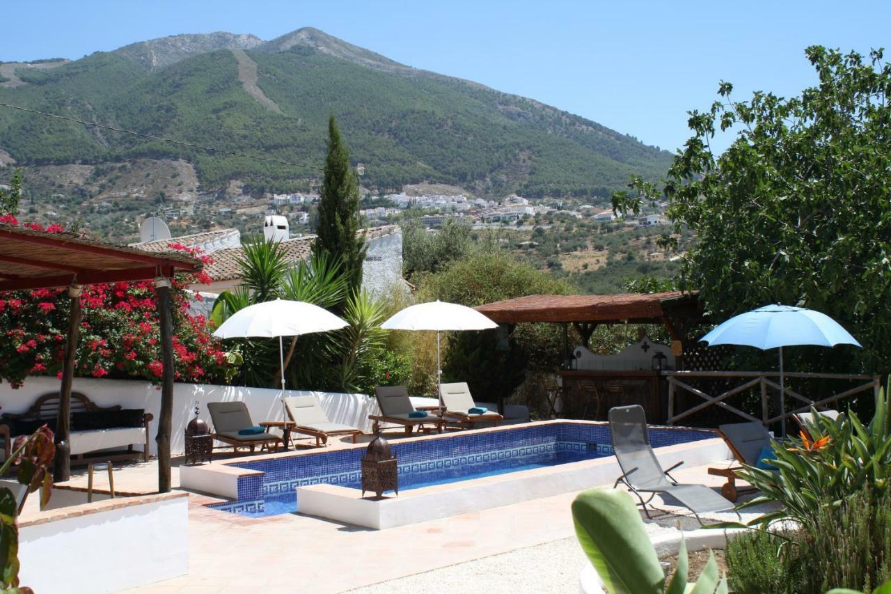 Boutique Bed & Breakfast Casa Utopia Alcaucín Eksteriør billede