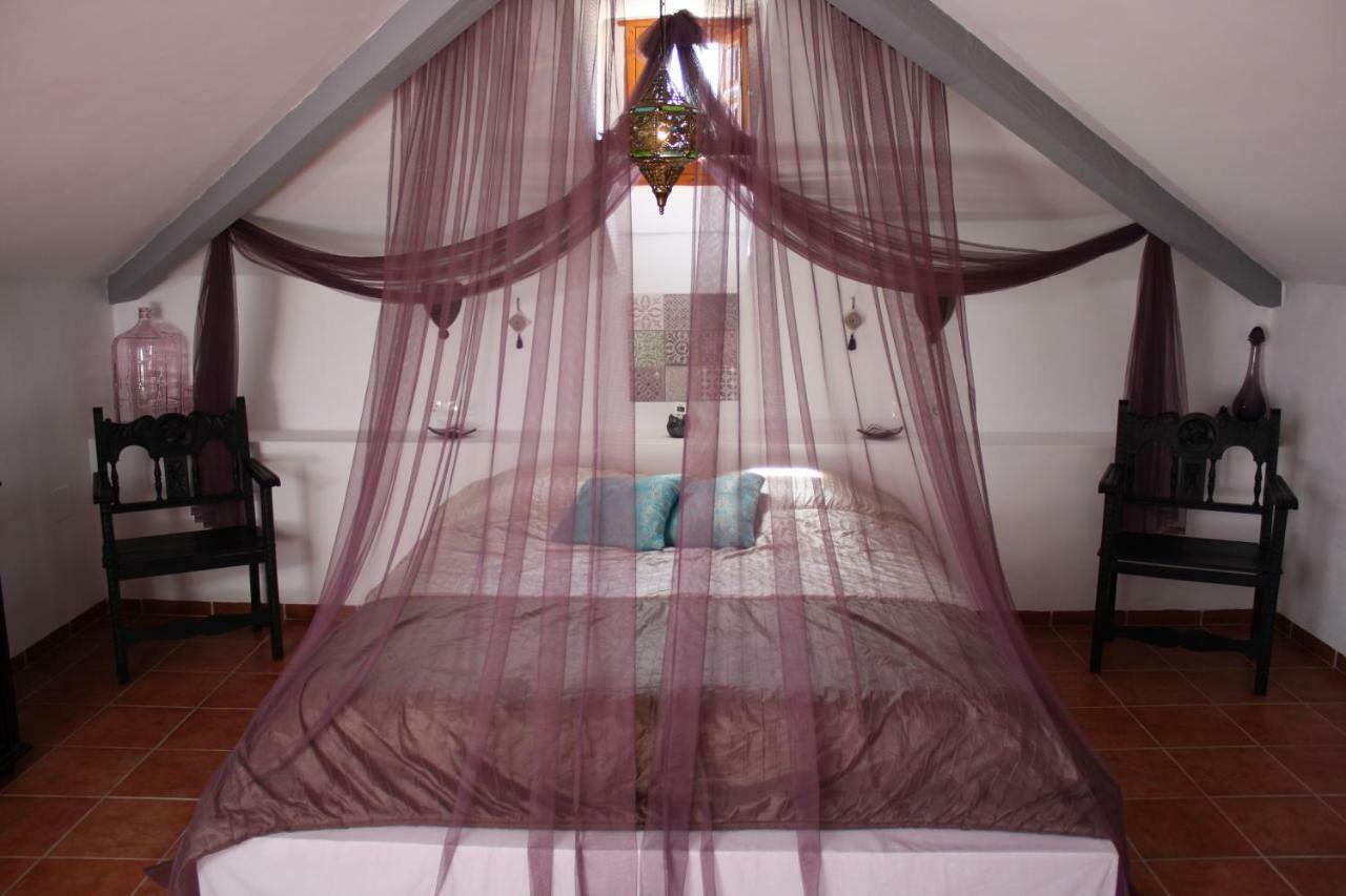 Boutique Bed & Breakfast Casa Utopia Alcaucín Eksteriør billede