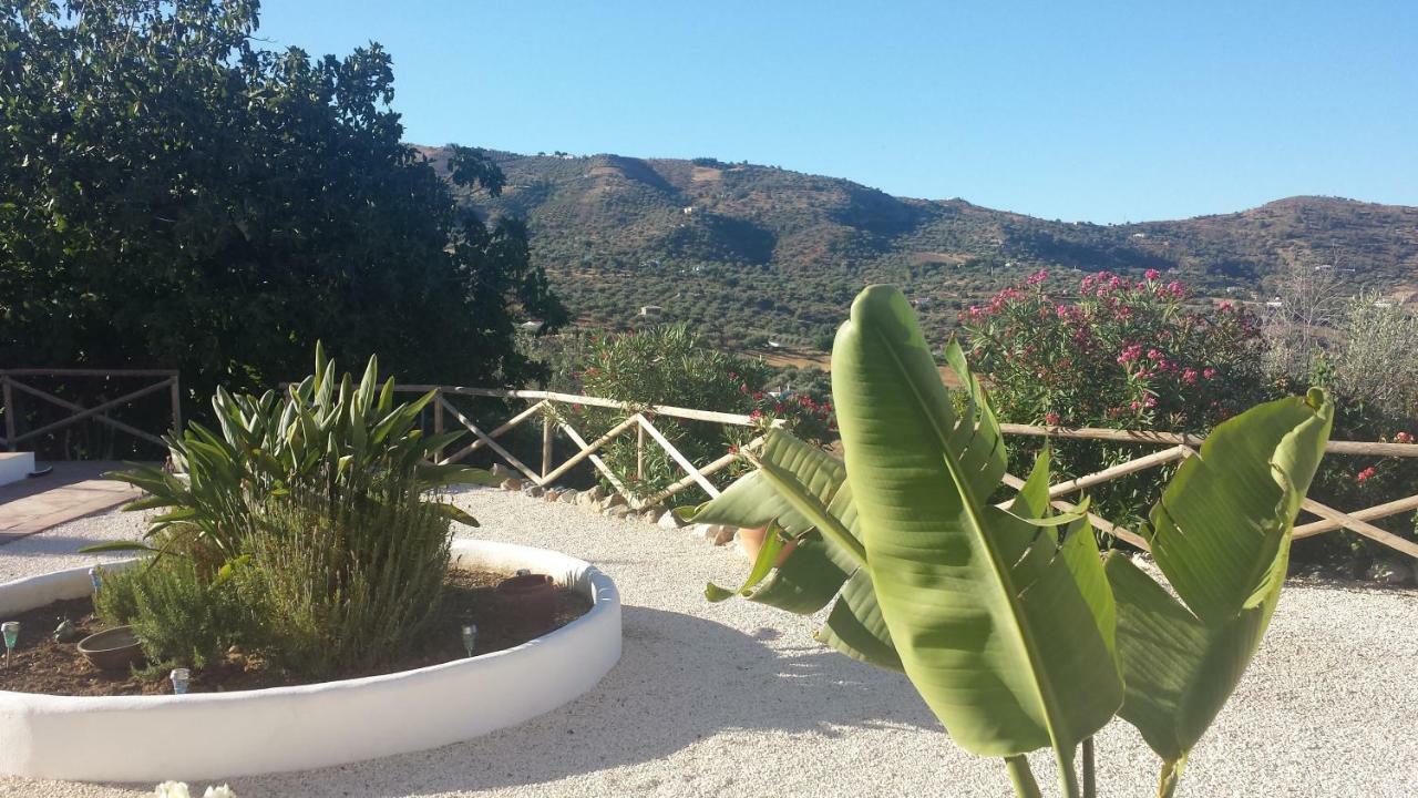 Boutique Bed & Breakfast Casa Utopia Alcaucín Eksteriør billede
